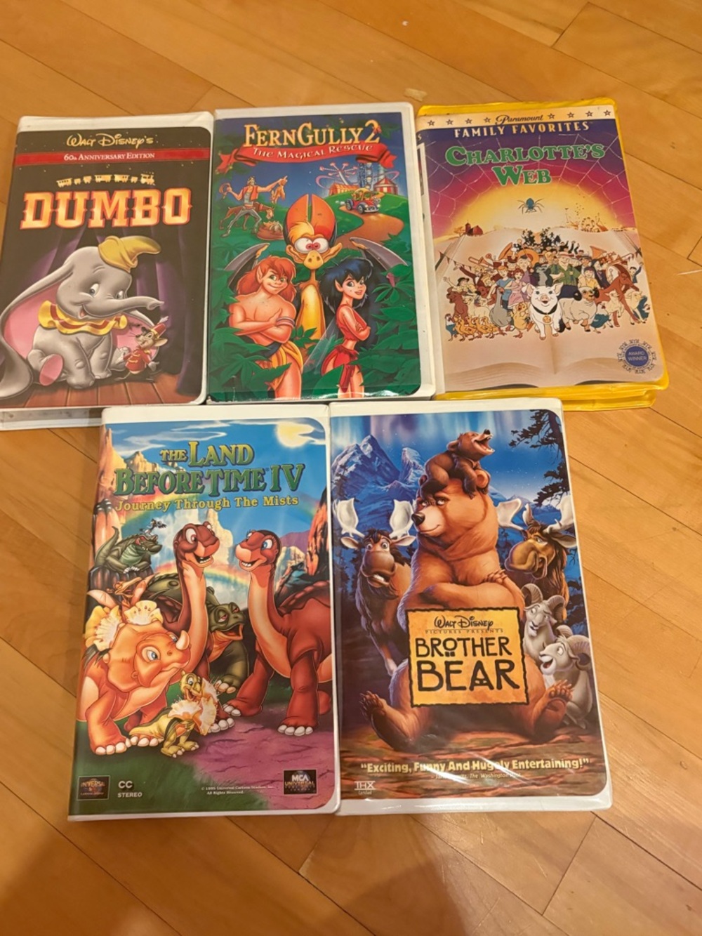 Kids VHS Bundle (5) Dumbo, Brother Bear, Land Before Time + Charlotte’s Web